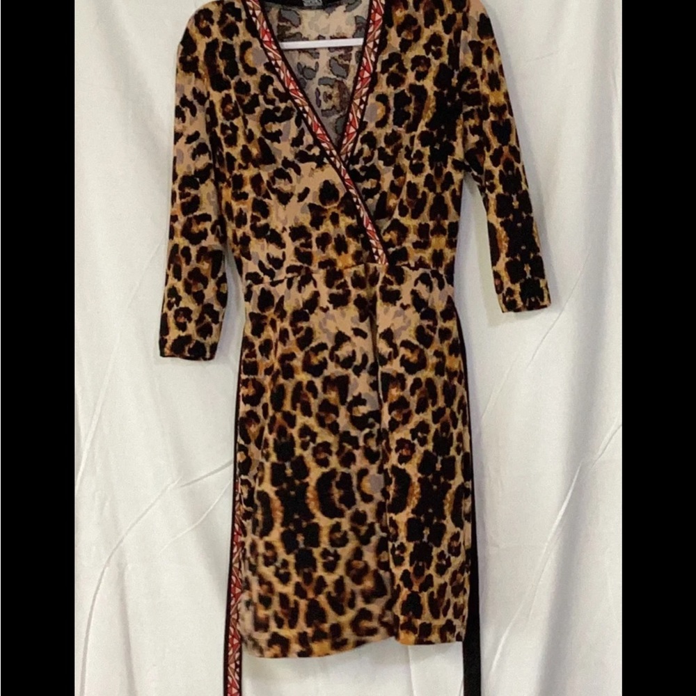 Dress - Picture 2 of 2